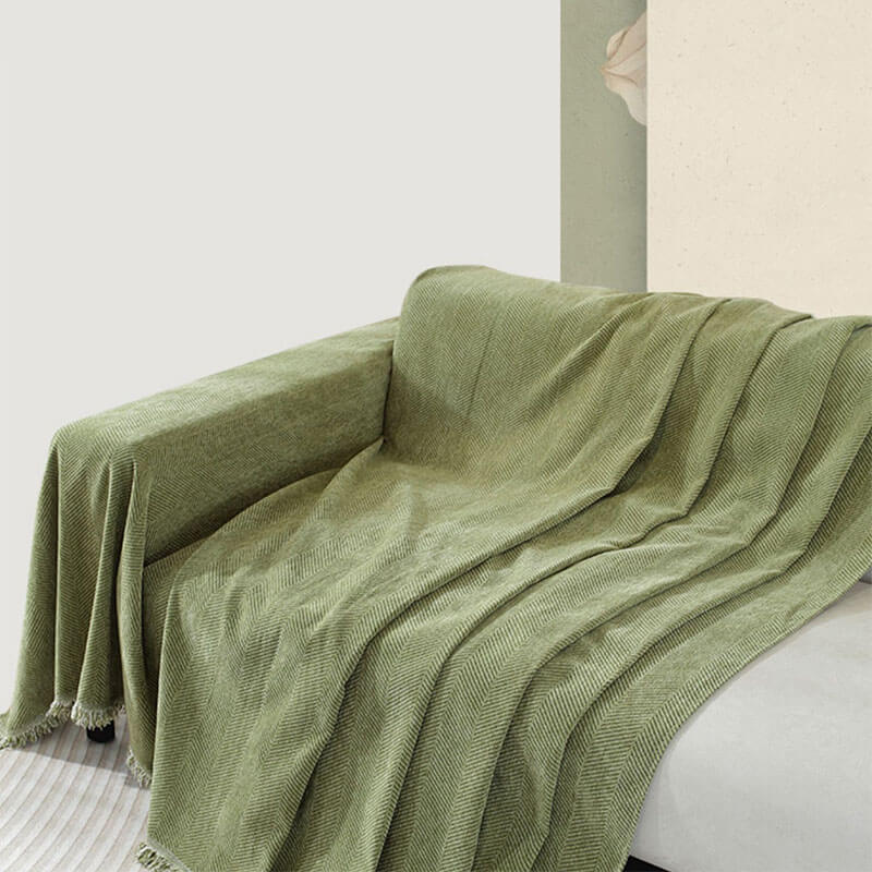 Pflegeleichter Chenille Sofabezug, waschbar & strapazierfähig, mit Fischgrätenmuster.