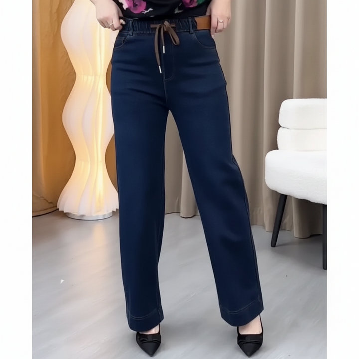 Stilvolle Damenmode: Stretchhose in Navy Blau, elastisch & bequem. Vielseitig für Freizeit oder Büro.