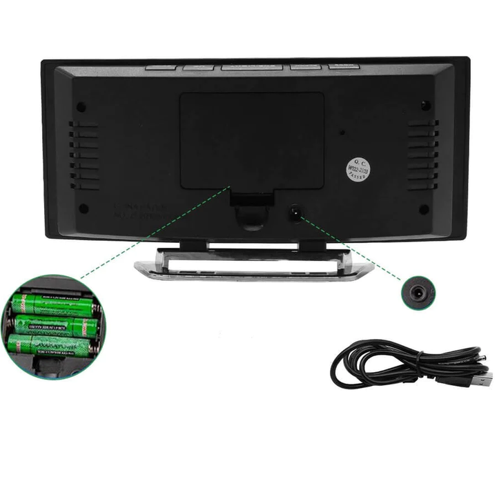 Eleganter CurveClock LED Spiegelwecker für Ihr Schlafzimmer, Digitaluhr mit blendfreier Anzeige & Auto-Dimmung.