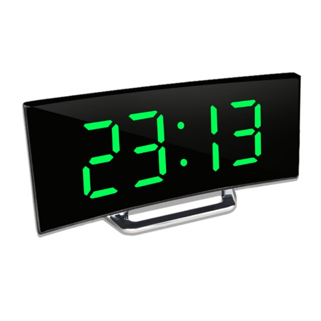 Detaillierter CurveClock LED Spiegelwecker mit gewölbtem Display und roter Digitalanzeige, modernes Design.