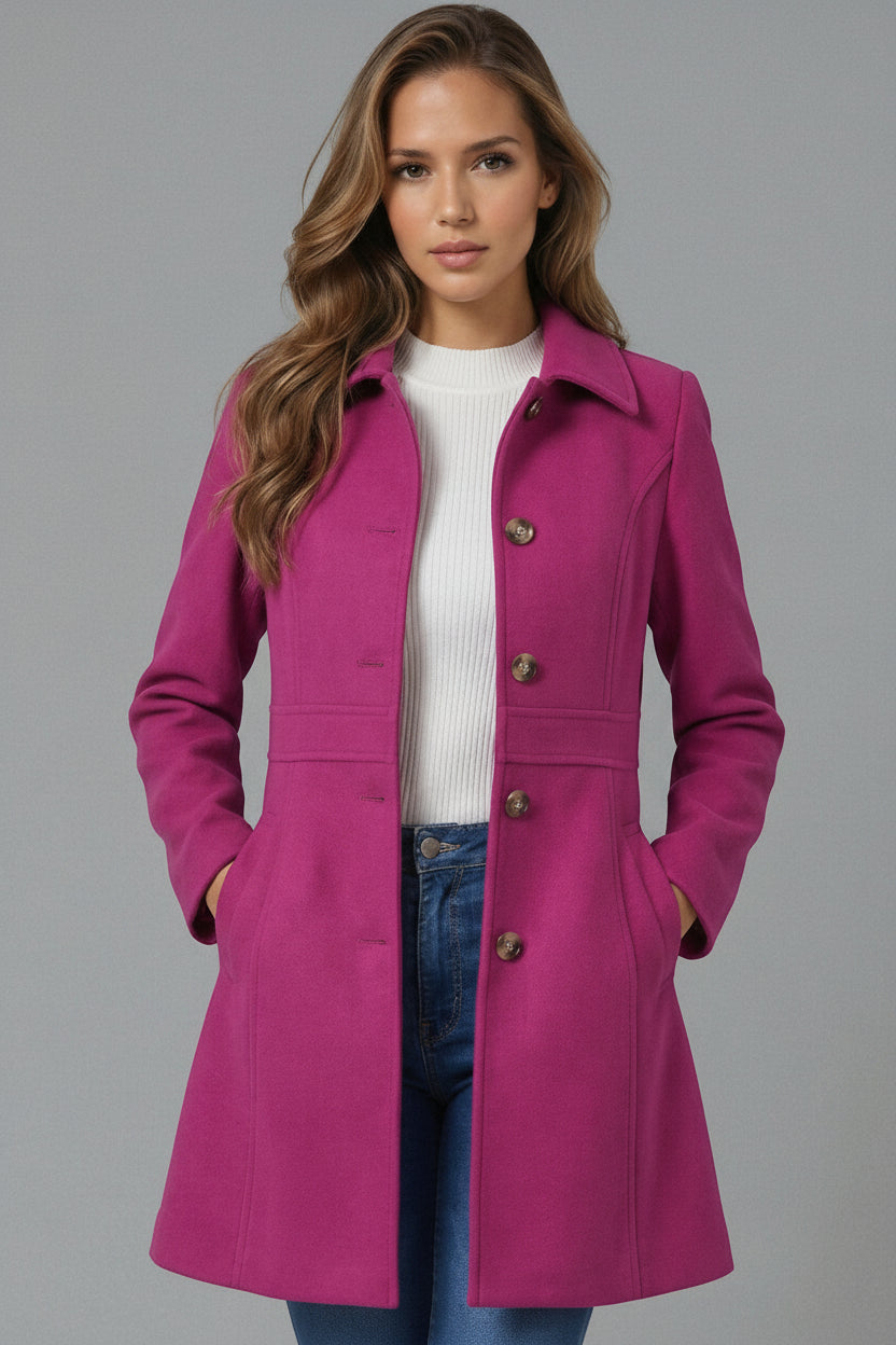Grauer eleganter Damen A-Linien-Mantel, tailliert, mittellang, ideal für klassische Büro-Outfits.