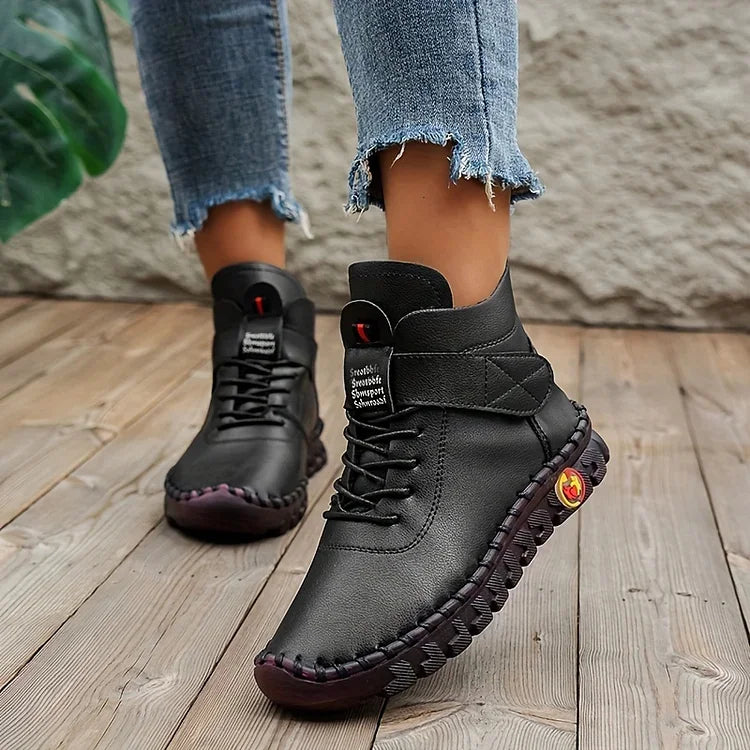 Orthopädische Damen Komfort Sneaker-Stiefel Amara. Bieten Halt & Linderung bei Fußschmerzen für gesunde Haltung.