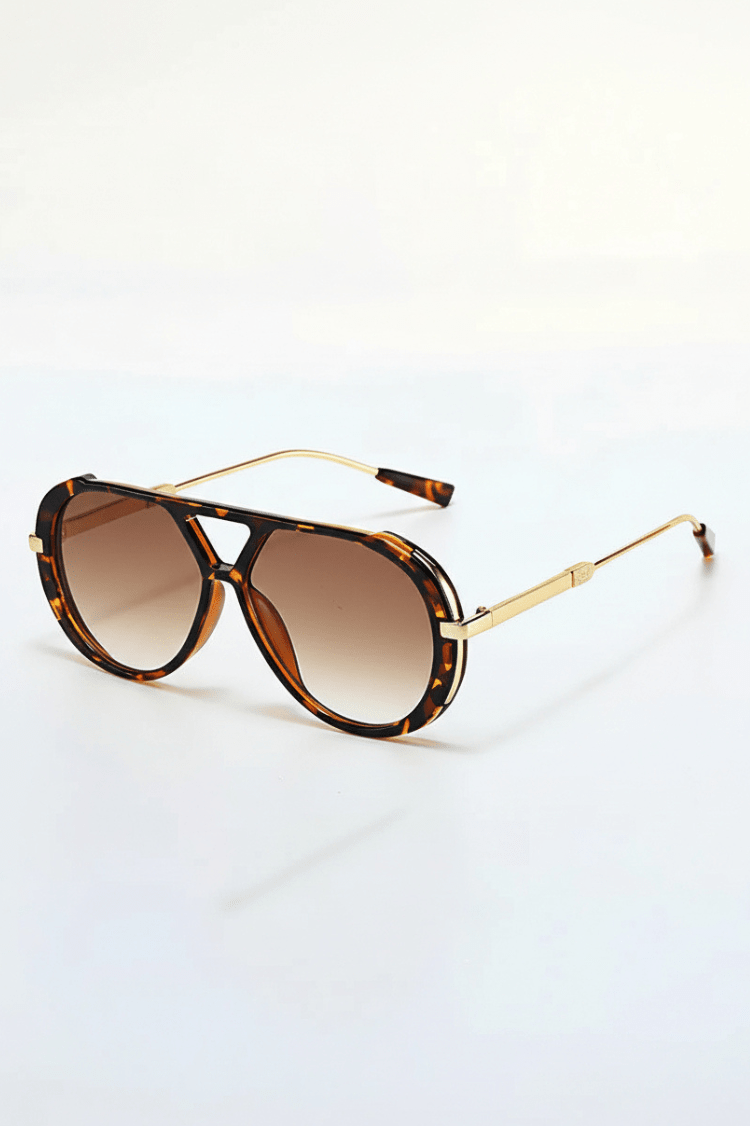 Modische, leichte Damen Aviator Sonnenbrille "Layla", bietet UV-Schutz und ist bequem für den Alltag.