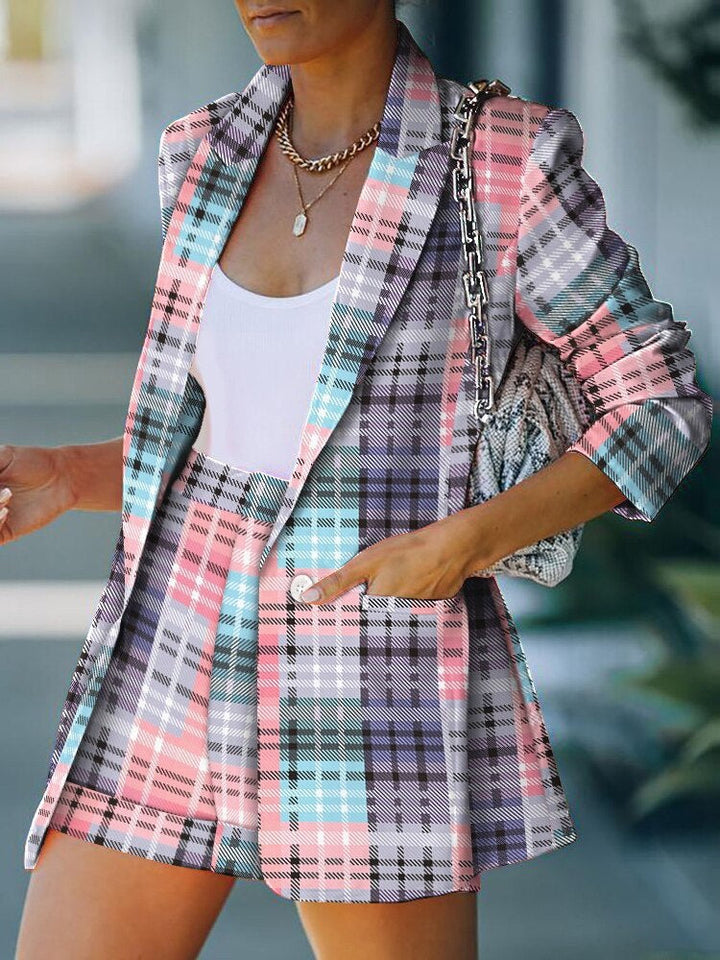 Damen Blazer-Shorts-Set: Stilvolles & bequemes Zweiteiler-Outfit für Frühling & Sommer. Perfekt für Freizeit & Business Casual.