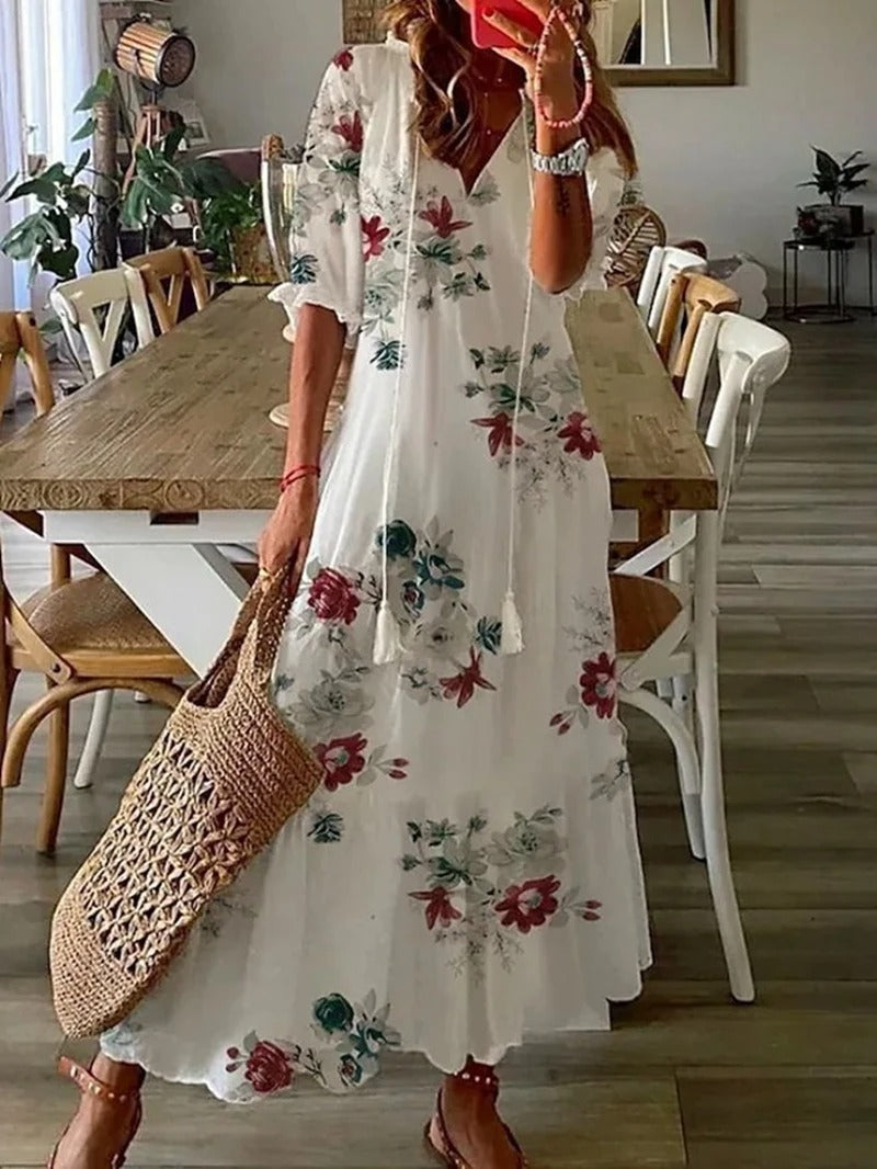 Bohemian Damen Maxikleid, sommerlich-elegant mit Blumenmuster, das perfekte vielseitige Freizeitkleid.