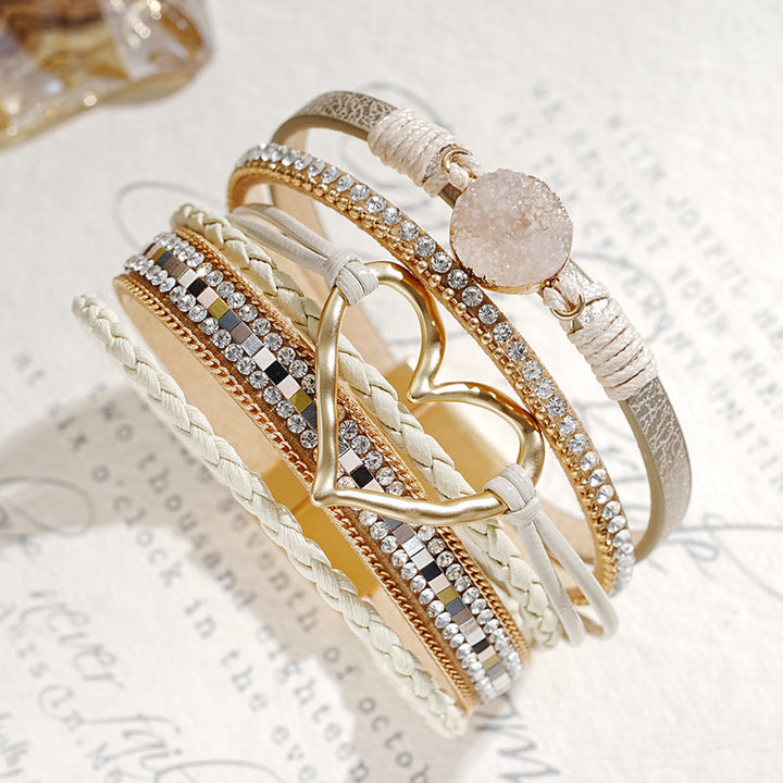 Boho Herz Armband für Damen in Weiß, vielseitiger Alltagsschmuck.