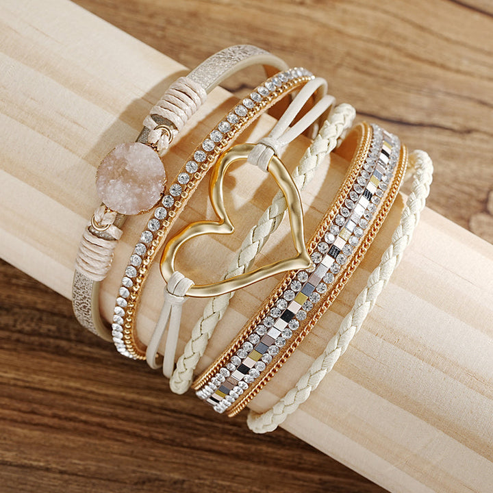 Silbernes Damen Herz Armband, feiner Modeschmuck für besondere Anlässe.