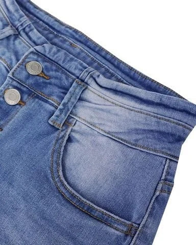 Freizeit-Jeans für Damen, Bootcut und High Waist, für Komfort und Stil.