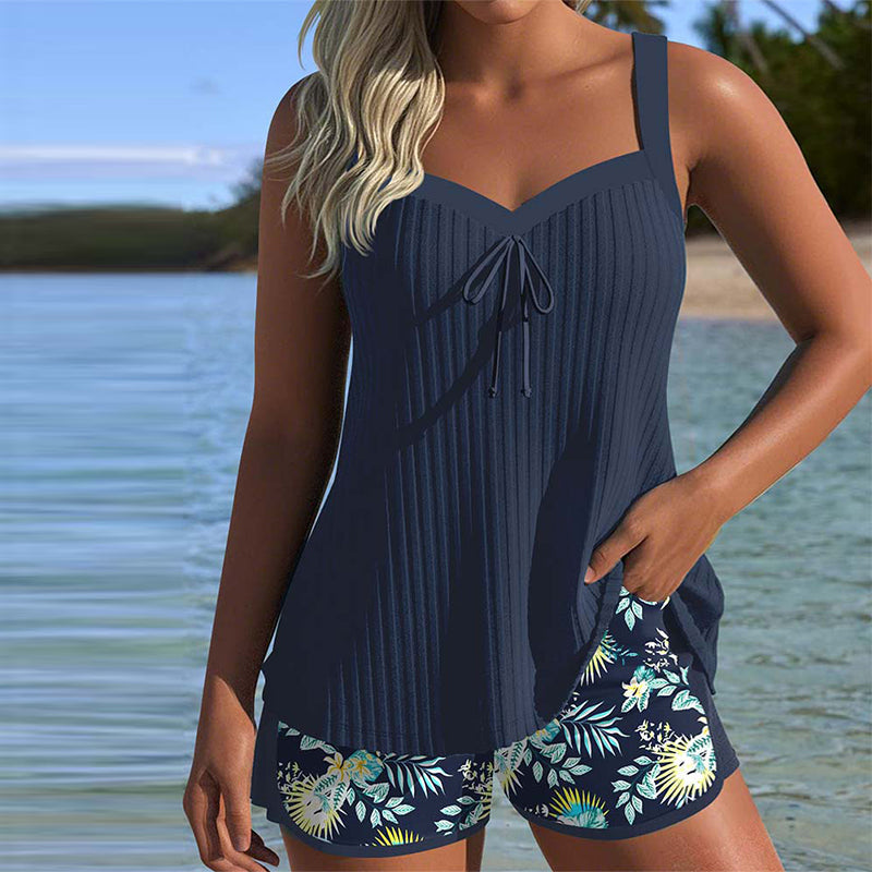Elegantes Damen Tankini Set Clara mit floralem Muster in Schwarz für stilvolle Schwimmbekleidung.