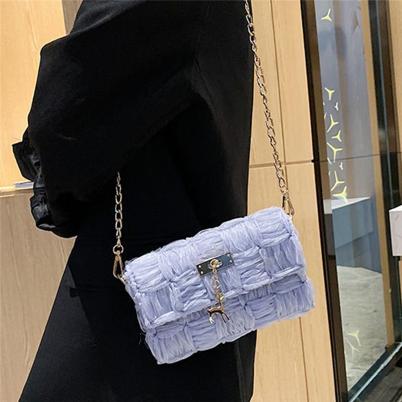 Kreatives DIY Bastelset für Damen Schultertasche, personalisierbares Unikat modisch selbst gestalten.