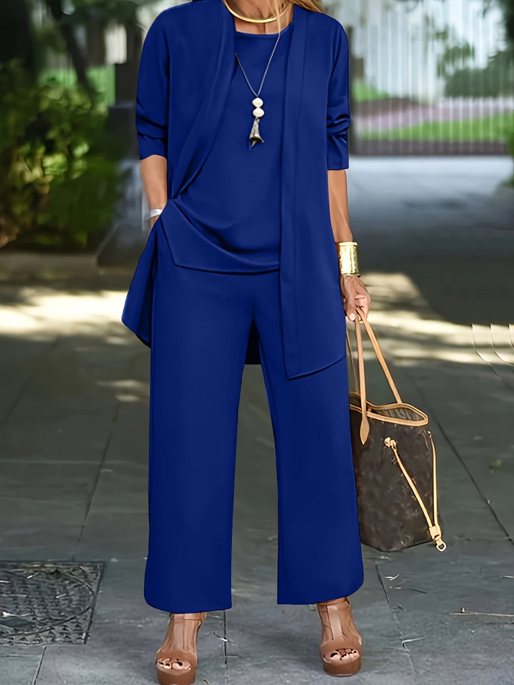 Vielseitiges Damen Drei-Teile-Set in Blau: Eleganter Chic für Arbeit, Freizeit und besondere Anlässe.