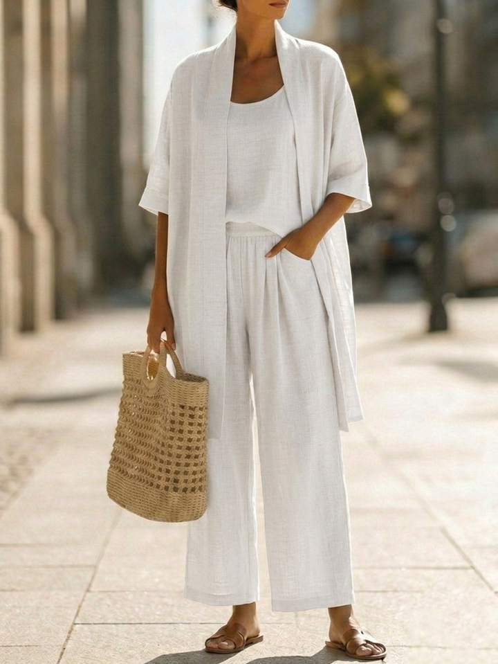 Damen Dreiteiliges Freizeit-Set in elegantem Design für Komfort und Stil; vielseitiges Sommer-Outfit.