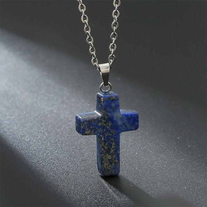 Damen Amethyst Kreuz Halskette. Harmonisiert die Aura und fördert das Wohlbefinden.