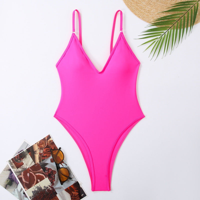 Sophistizierter Damen Einteiler mit V-Ausschnitt, perfekte Strandmode für den Urlaub.