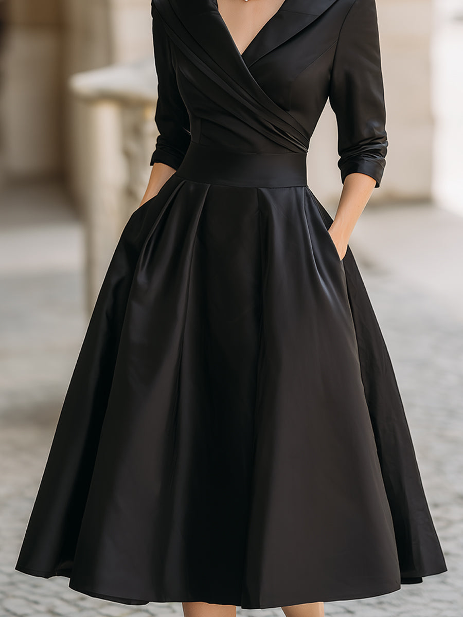 Modisches Damenkleid für Feiertage, mit elegantem Schnitt & zeitlosem Stil für jeden Anlass.