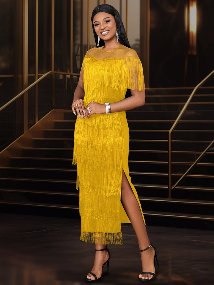 Zeitloses Damen Fransenkleid, als elegantes Abendkleid oder Partykleid für festliche Anlässe.