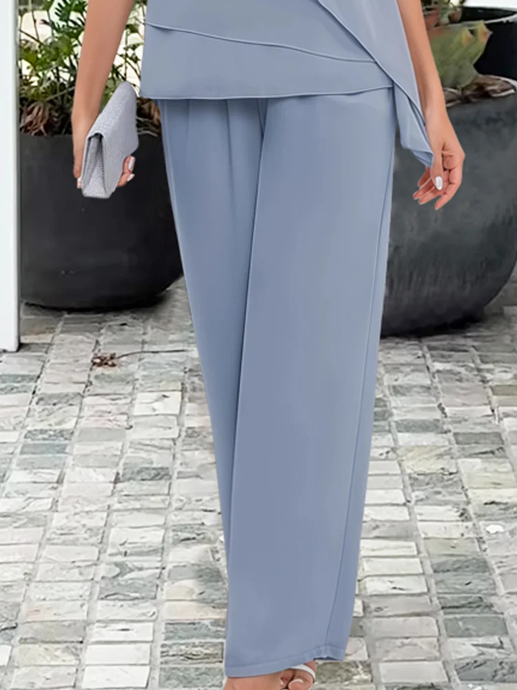 Komfortables Damen Flow-Set in Marineblau. Eleganter Zweiteiler mit lockerem Oberteil & weiter Hose für mühelose Eleganz im Sommer.