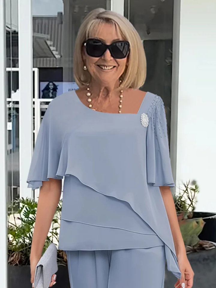 Elegantes Damen Flow-Set Oberteil in Marineblau. Fließender Schnitt & raffinierter Stil, ideal als zweiteiliges Freizeit- & Abendoutfit.