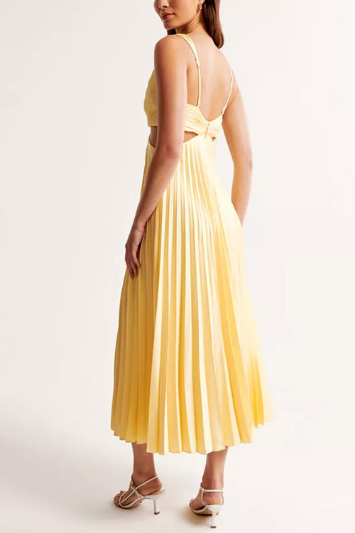 Fließendes Damen Maxikleid, plissiertes Design, ideal als elegantes Abend- oder Sommerkleid.