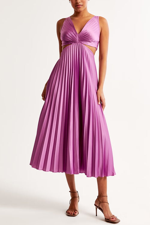 Damenmode: Elegantes plissiertes Maxikleid, fließend, perfekt für Abend- und Sommeranlässe.