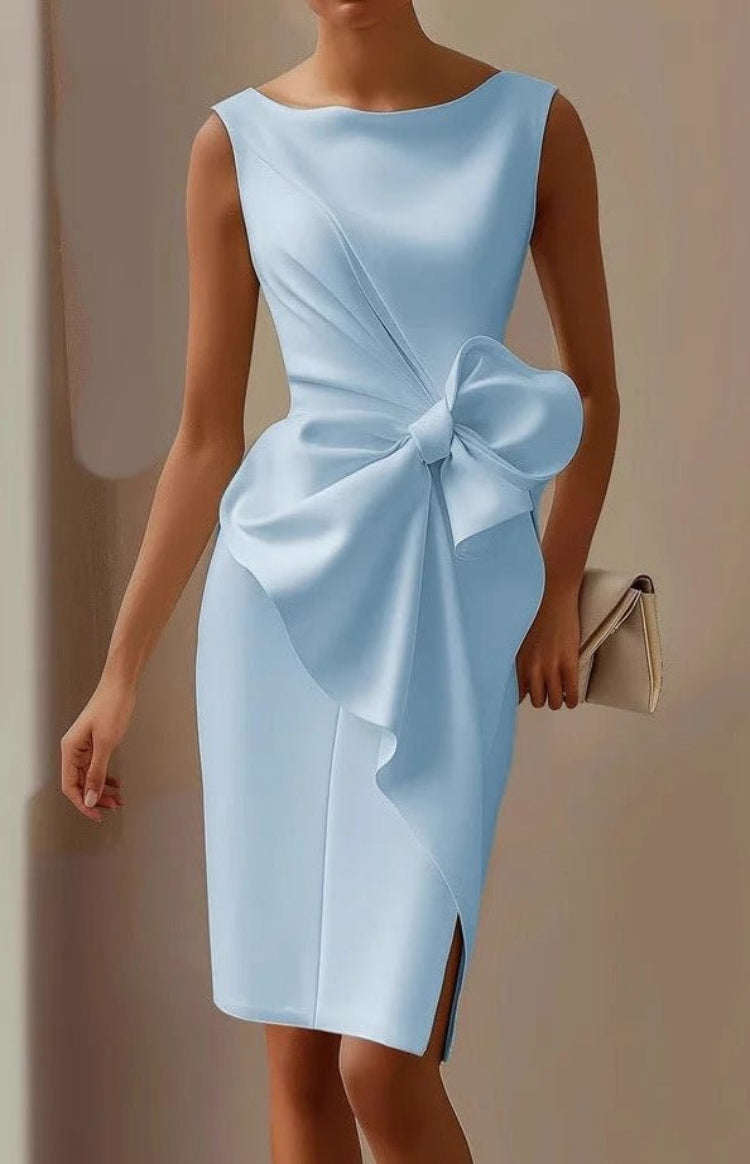 Edles ärmelloses Damen-Abendkleid "Stephanie", knielang, tailliert mit zarter Rückenschleife für besondere Anlässe.