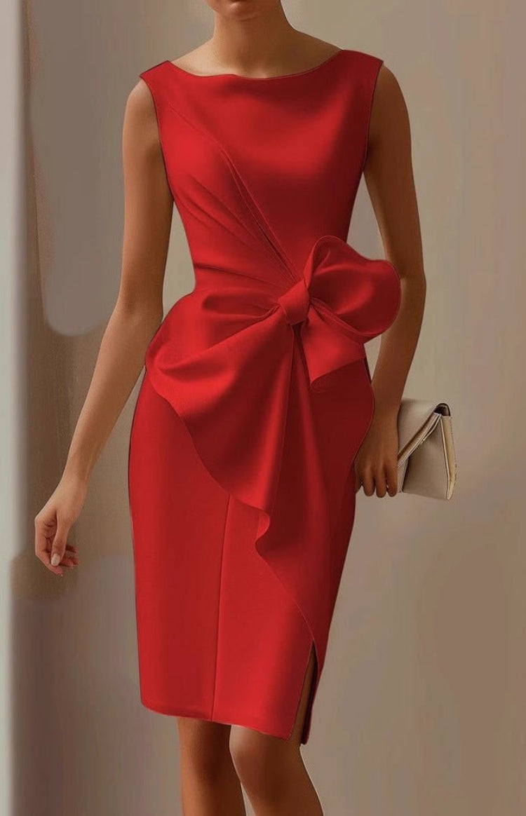 Ärmelloses elegantes Damen Cocktailkleid mit tailliertem Schnitt, Bootsausschnitt und einer femininen Rückenschleife.
