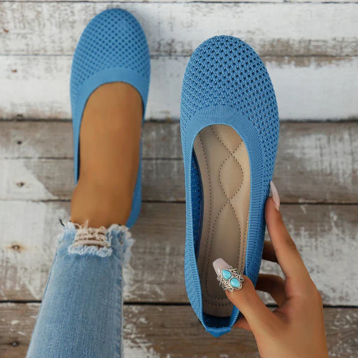 Ergonomische Damenschuhe: flache Ballerinas bieten optimalen Komfort & Halt. Ideale Freizeitschuhe & Alltagsschuhe.