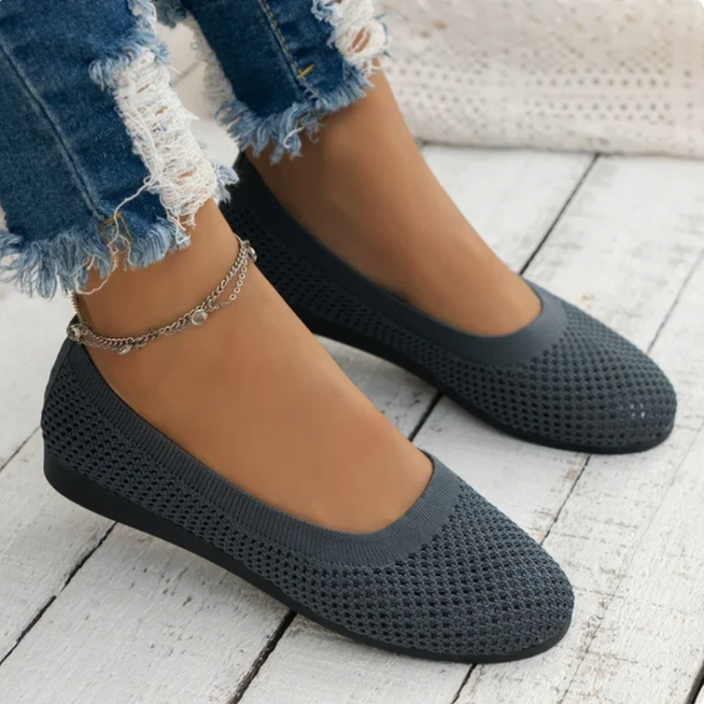 Ultimativer Komfort & Eleganz mit diesen ergonomischen Damen Ballerinas. Bequeme, flache Freizeitschuhe für Frauen.