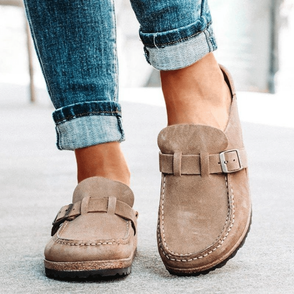 Bequeme orthopädische Sandalen für Damen, ergonomische Passform & super Fußgewölbestütze. Perfekte Alltagsschuhe.