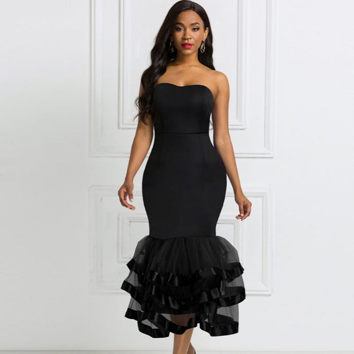 Damen Figurbetontes Abendkleid, schulterfrei, mit elegantem Rüschensaum für festliche Anlässe & Galas.