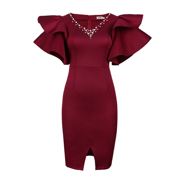 Elegantes Damen Midi-Kleid, figurbetont, mit schimmerndem Glitzer und verspielten Rüschen, für besondere Abende.