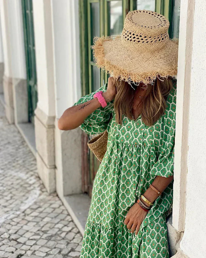 Langes Damen Maxikleid 'Fleur' in trendiger Bohemian-Optik. Mit V-Ausschnitt, ein Must-have für Damen Fashion.