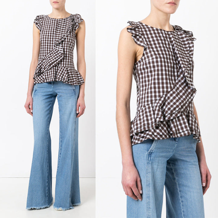 Modisches Damen Freizeitkleid: Fließendes Karokleid mit elegantem, voluminösem Rüschensaum.