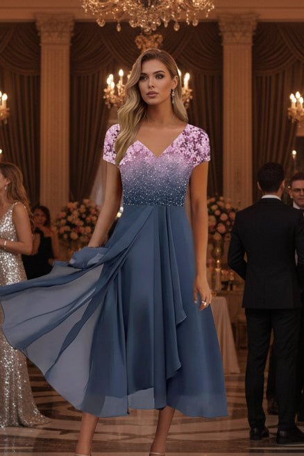 Festliches Abendkleid für Frauen, knöchellang, mit subtilem Blumenmuster & figurschmeichelndem Schnitt.