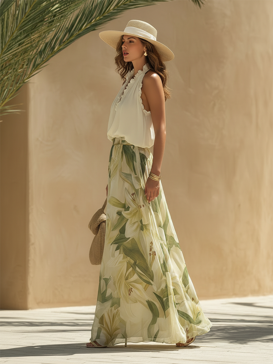 Sommerliches Damen Fluid-Set: Halterneck-Oberteil & weite Hose mit chicem Lilien-Blumenmuster.