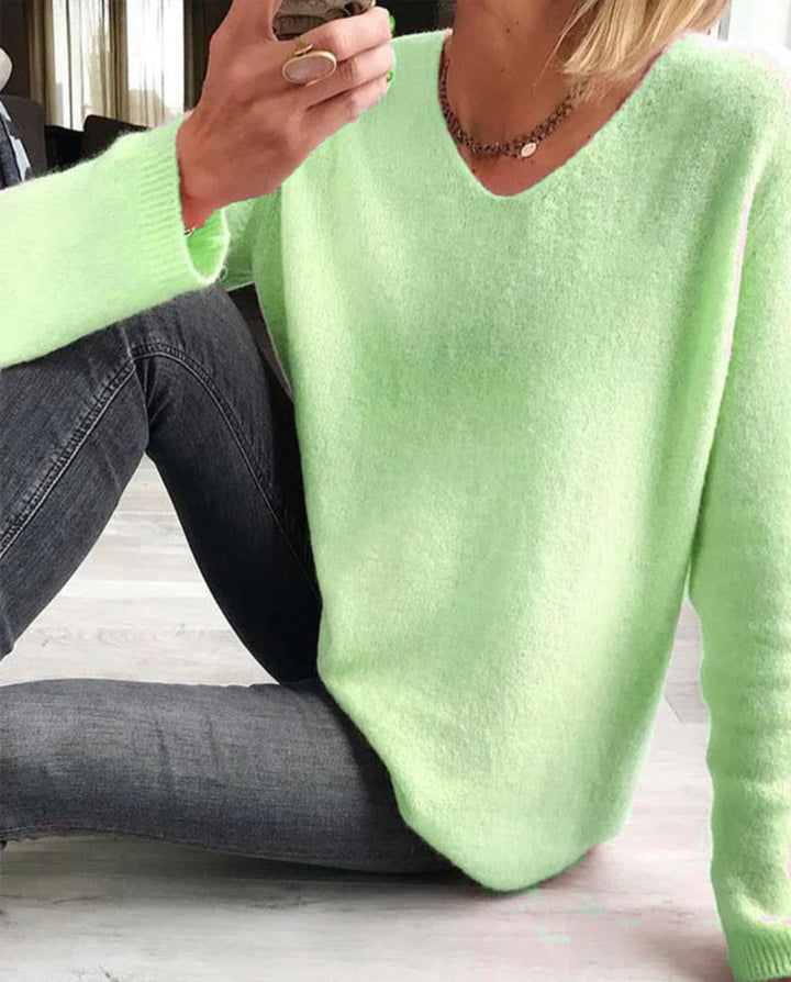 Basic Damen Pullover Sophie mit V-Ausschnitt, einfarbig, langarm, vielseitig kombinierbar für Freizeit & Mode.