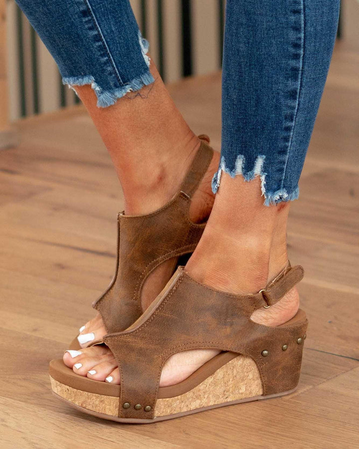 Komfortable Damen Sandalen mit ergonomischer Fußgewölbestütze, ideal für lange Spaziergänge.