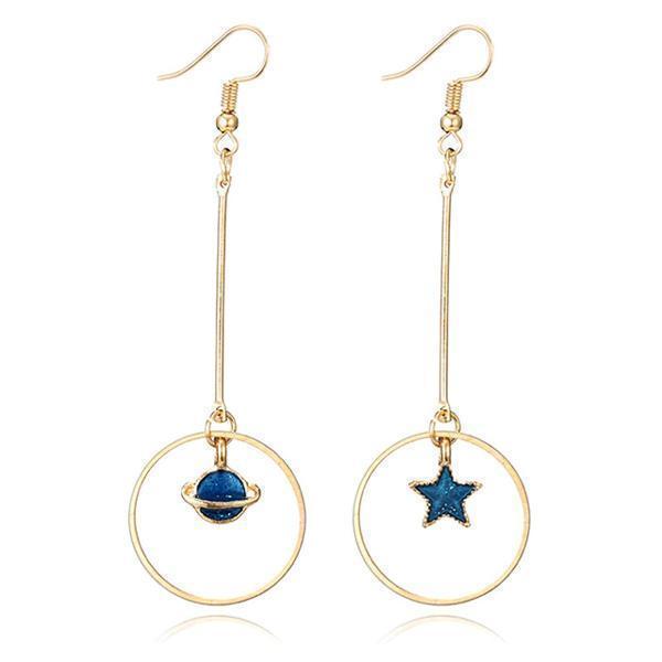 Paar Damen Galaxie Ohrringe, asymmetrisch mit Stern und Mond, stilvoller Astronomie Schmuck.