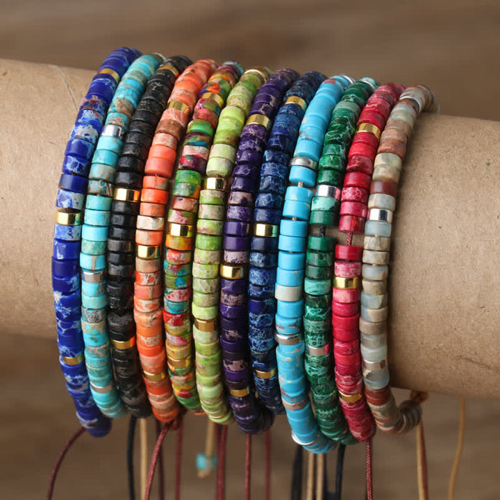 Damen geflochtenes Armband mit zarten 2,4 mm Rosenquarz Naturstein-Perlen, handgemacht, verstellbar.