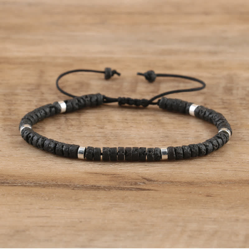 Geflochtenes Damenarmband mit 2,4 mm Hämatit Edelstein-Perlen, glänzend, verstellbar.