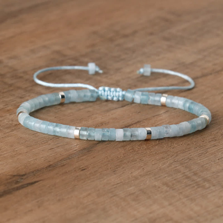 Modernes Damenarmband mit 2,4 mm schwarzem Achat Naturstein-Perlen, geflochten, minimalistisch.