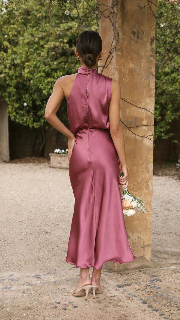 Elegantes Damen Maxikleid, Slim Fit, glänzend, Patchwork-Design, perfekt für Hochzeitsgäste.