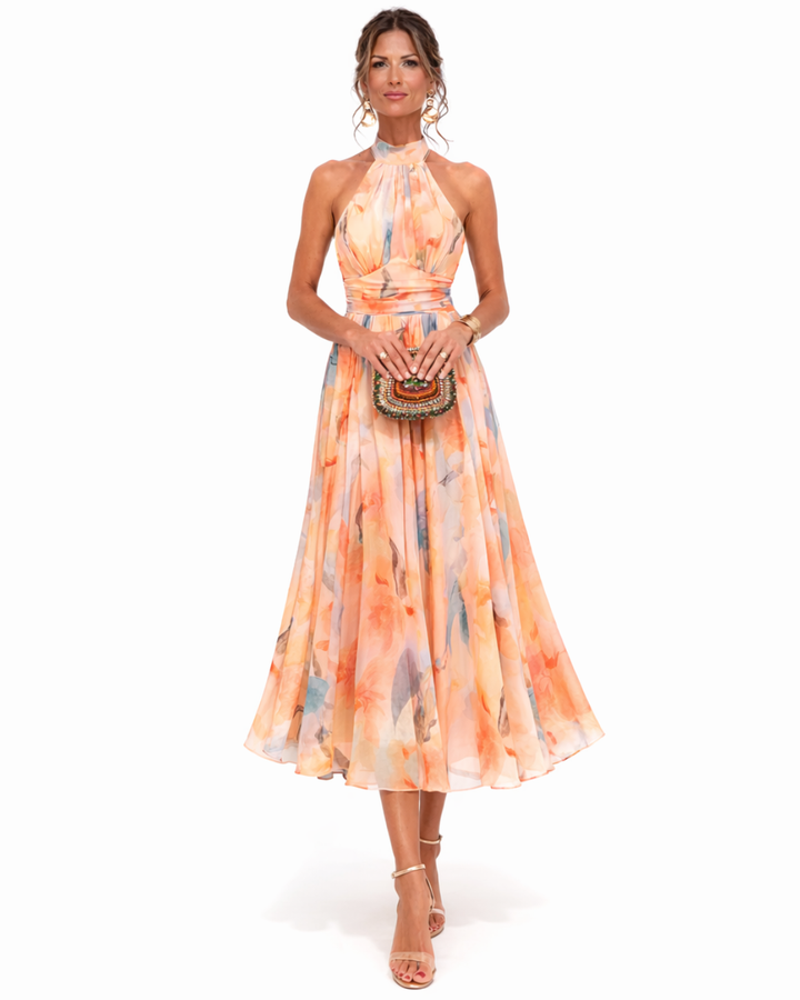 Damen Halter Neck Maxikleid mit edlem Aquarell-Druck. Ideal für Sommerabende, Urlaub und besondere Anlässe.