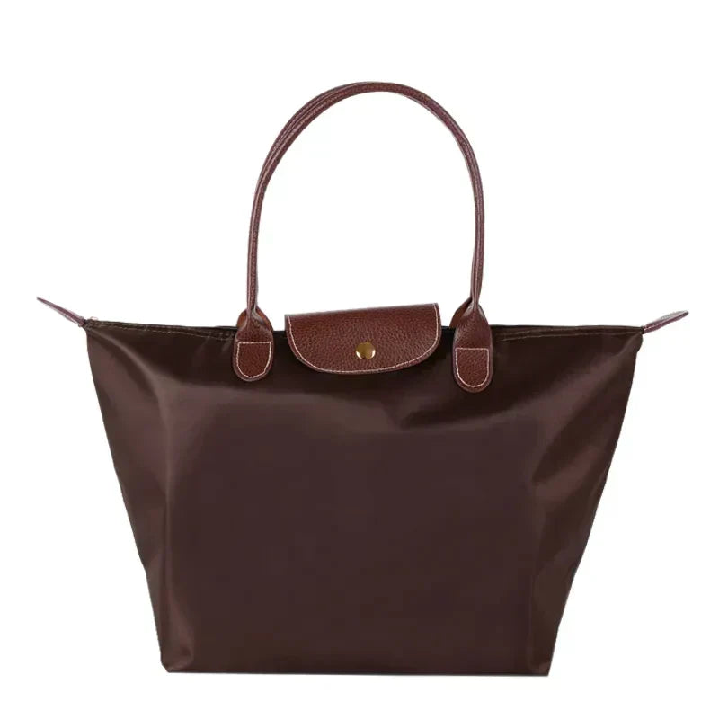 Elegante Schultertasche Celeste, stilvolles Mode Accessoire für Damen, vielseitig.