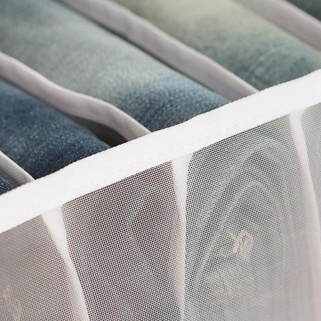 Robuster Kleider Organizer für Jeans & Leggings; sorgt für perfekte Ordnung im Schrank.