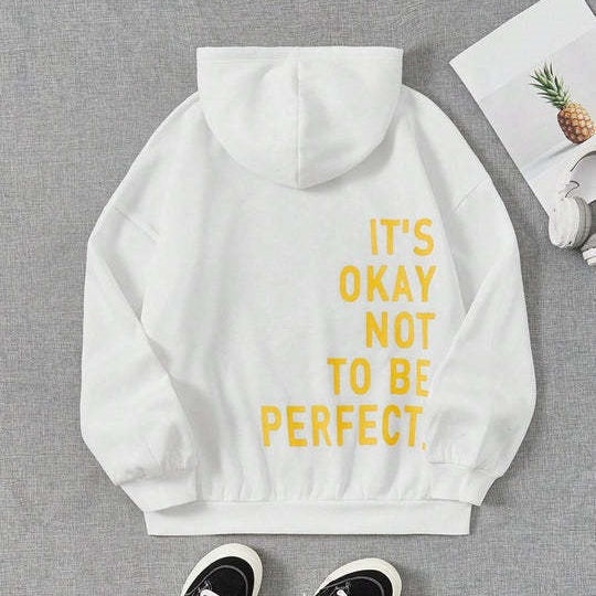 Gemütlicher Kapuzenpullover Rosalie für Damen, weicher Stoff, mit modischem Print, perfekt für jeden Anlass.