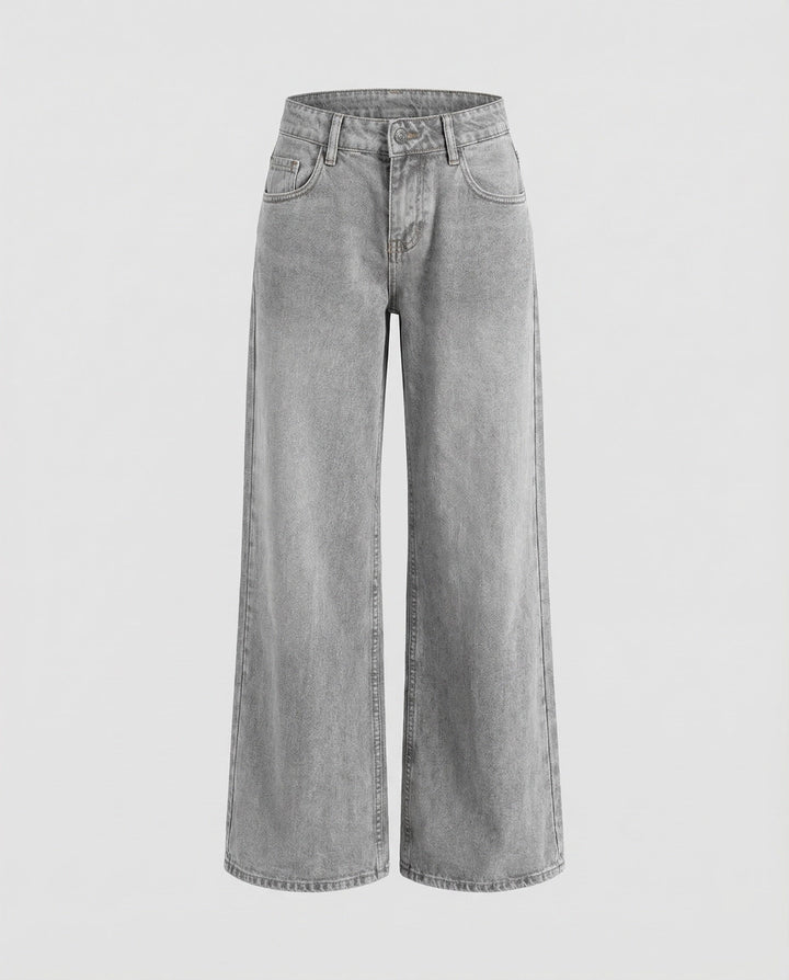 Rückenansicht: Damen gerade Jeans mit niedrigem Bund. Lässige Passform, Taschen & Gürtelschlaufen sichtbar.