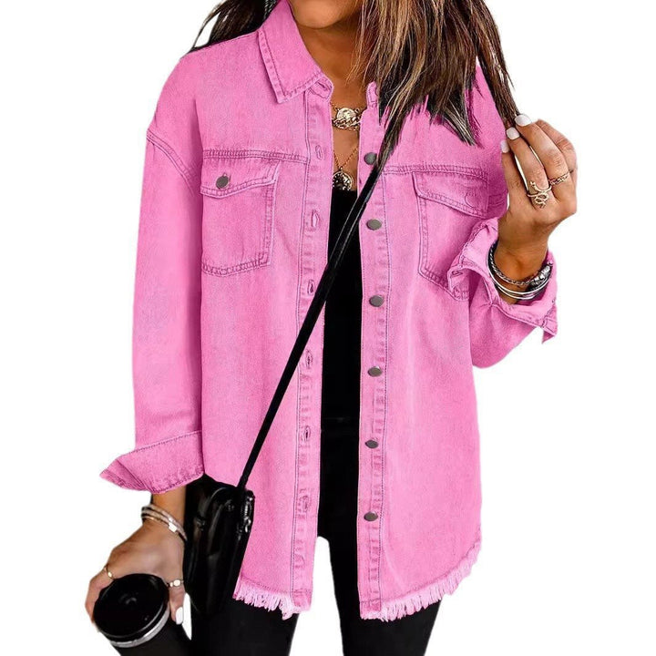 Freizeit Damen Jeanshemd, bequem und stylisch, mit Fransensaum und Brusttaschen.