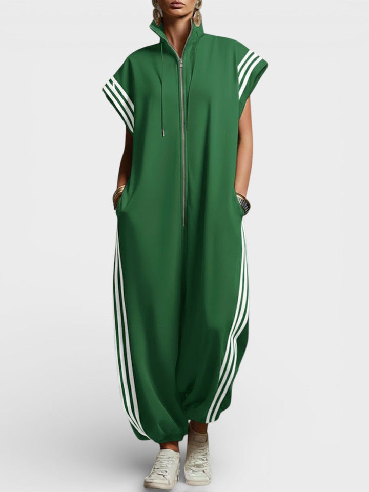 Moderner Damen Jumpsuit mit Front-Reißverschluss, ideal für den Übergang. Bequem und stilvoll als Freizeit-Einteiler.