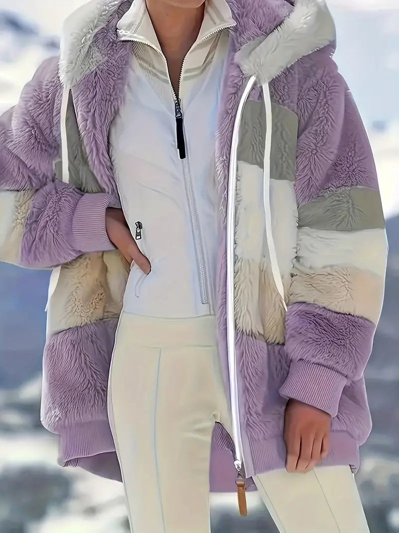 Warme Damen Kapuzenjacke Layla, mittellang, die ideale Freizeit- und Winterjacke.